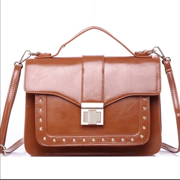 Handbags - 🌟3 FOR $30!! 🌟 NWT Vegan-Leather Crossover Bag